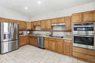 2949 Parkwalk Dr, Green Township, OH 45239 - Photo 9
