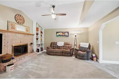 1835 Chardonnay Drive, Hamilton Township, OH 45152 - Photo 13