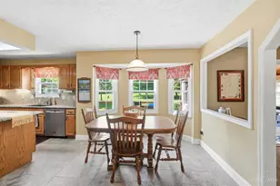 1835 Chardonnay Dr, Hamilton Township, OH 45152 - Photo 25