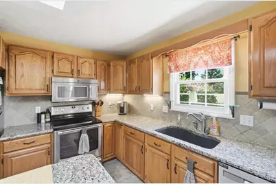 1835 Chardonnay Drive, Hamilton Township, OH 45152 - Photo 23
