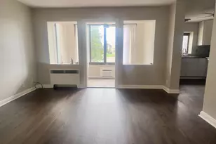 2210 Victory Pkwy, Cincinnati, OH 45206 - Photo 5