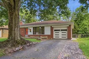 5594 Sunnywoods Ln, Green Township, OH 45239 - Photo 3