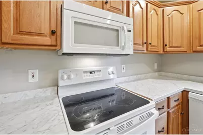 5594 Sunnywoods Lane, Green Township, OH 45239 - Photo 11