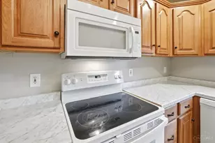 5594 Sunnywoods Ln, Green Township, OH 45239 - Photo 11