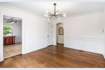 2402 Langdon Farm Road, Cincinnati, OH 45237 - Photo 13