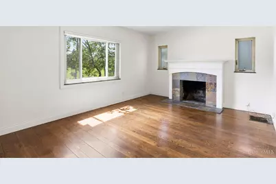 2402 Langdon Farm Road, Cincinnati, OH 45237 - Photo 9