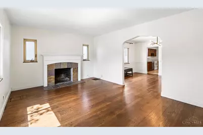 2402 Langdon Farm Road, Cincinnati, OH 45237 - Photo 7