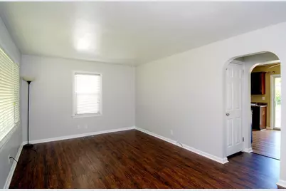 690 Doris Jane Avenue, Fairfield, OH 45014 - Photo 3
