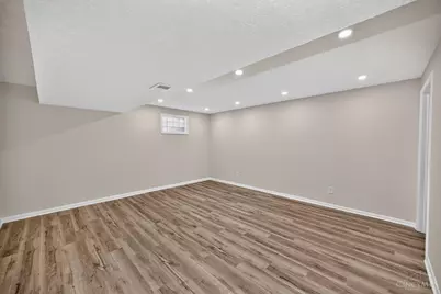 7954 Seward Avenue, Cincinnati, OH 45231 - Photo 31