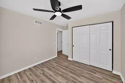 7954 Seward Avenue, Cincinnati, OH 45231 - Photo 27