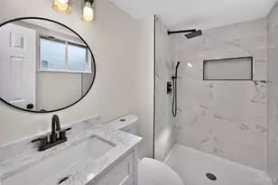 7954 Seward Ave, Cincinnati, OH 45231 - Photo 23