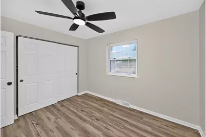 7954 Seward Avenue, Cincinnati, OH 45231 - Photo 29