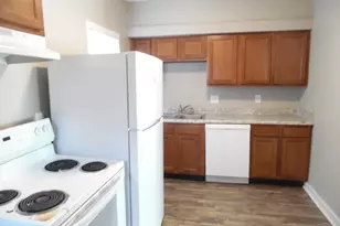 4747 Howard Ave, Cincinnati, OH 45223 - Photo 7