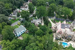 402 W Cliff Ln, Cincinnati, OH 45220 - Photo 61