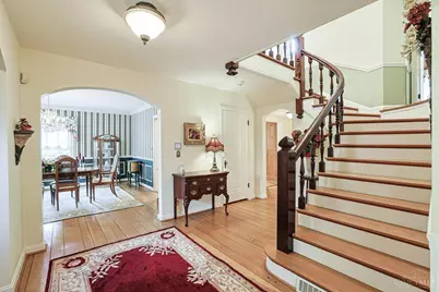 402 W Cliff Lane, Cincinnati, OH 45220 - Photo 5