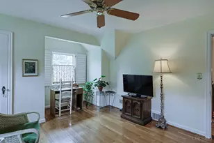 402 W Cliff Ln, Cincinnati, OH 45220 - Photo 31