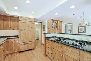402 W Cliff Ln, Cincinnati, OH 45220 - Photo 15
