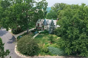 402 W Cliff Ln, Cincinnati, OH 45220 - Photo 57