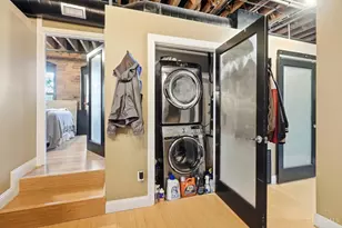 214 E 14th St, Cincinnati, OH 45202 - Photo 27