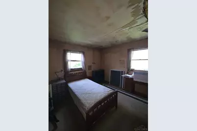 2460 Montana Avenue, Cincinnati, OH 45211 - Photo 9