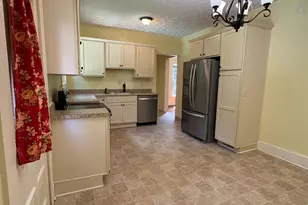 274 N Cherry St, Germantown, OH 45327 - Photo 9
