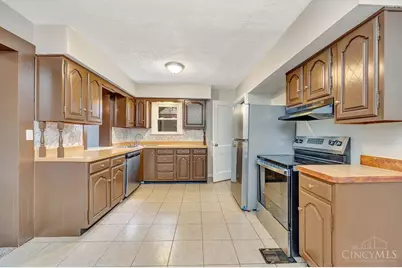 6920 Gloria Drive, Cincinnati, OH 45239 - Photo 13