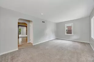 6920 Gloria Dr, Cincinnati, OH 45239 - Photo 5