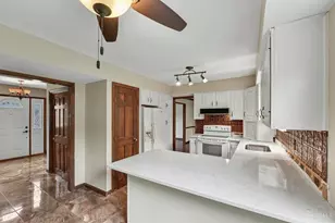 284 Saddleback Dr, Loveland, OH 45140 - Photo 9