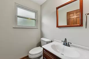 284 Saddleback Dr, Loveland, OH 45140 - Photo 13