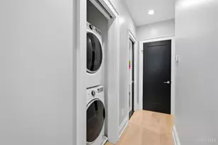 131 W 15th St, Cincinnati, OH 45202 - Photo 21