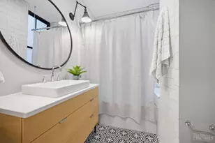 131 W 15th St, Cincinnati, OH 45202 - Photo 19