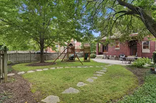 548 Howell Ave, Cincinnati, OH 45220 - Photo 59