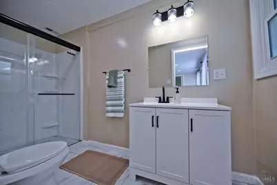 1102 Heatherstone Way, Miami Township, OH 45150 - Photo 21