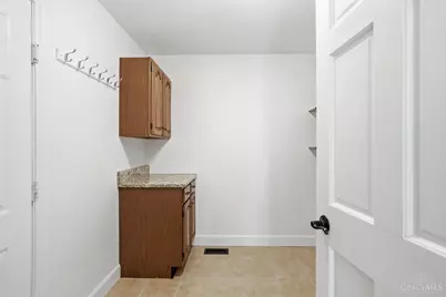 7945 Woodglen Drive, West Chester, OH 45069 - Photo 23