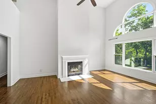 7945 Woodglen Dr, West Chester, OH 45069 - Photo 13