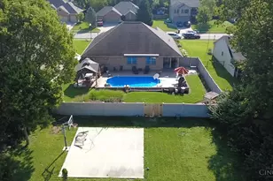 111 Megan Ln, Germantown, OH 45327 - Photo 9
