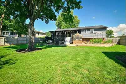 425 Meadow Lane, Trenton, OH 45067 - Photo 5