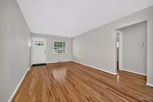 5341 Carefree Ct, Delhi Township, OH 45238 - Photo 7