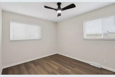 8265 Forest Road, Anderson Township, OH 45255 - Photo 23