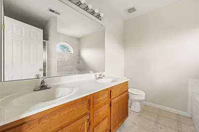 1000 Lofton Drive, Englewood, OH 45315 - Photo 23