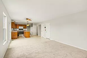 1000 Lofton Dr, Englewood, OH 45315 - Photo 13
