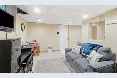 5577 Raceview Avenue, Cincinnati, OH 45248 - Photo 27