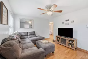 5577 Raceview Ave, Cincinnati, OH 45248 - Photo 7