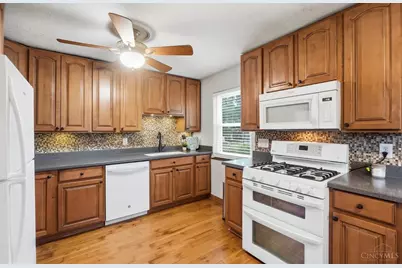 5577 Raceview Avenue, Cincinnati, OH 45248 - Photo 11