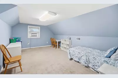 5577 Raceview Avenue, Cincinnati, OH 45248 - Photo 23