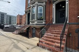 116 E McMillan St, Cincinnati, OH 45219 - Photo 1