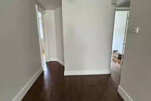 116 E McMillan St, Cincinnati, OH 45219 - Photo 11