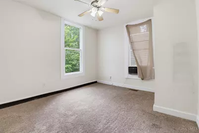 760 Straight Street, Cincinnati, OH 45214 - Photo 17