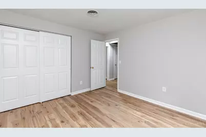 3825 Petoskey Avenue #21, Mariemont, OH 45227 - Photo 15