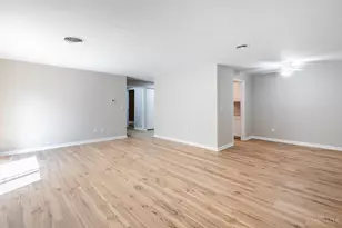 3825 Petoskey Ave, Mariemont, OH 45227 - Photo 9